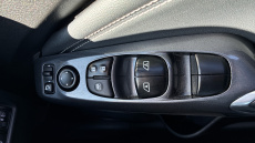 Nissan Juke 1.0 DiG-T N-Connecta 5dr Petrol Hatchback